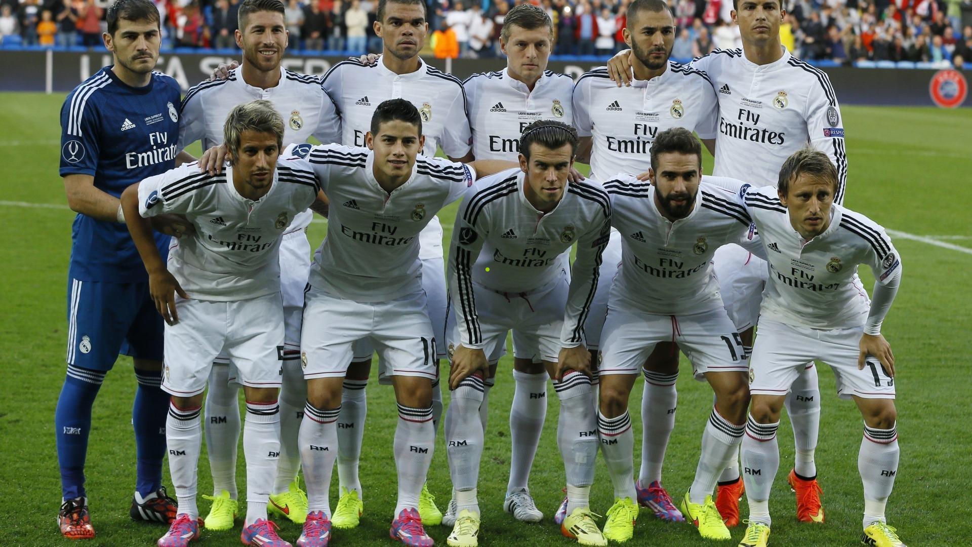 豪门悲喜夜！利物浦惨败跌出前六，巴萨狂胜登顶，曼城失利让出次席